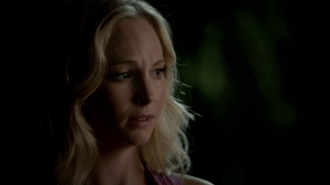 tvd-6x03-Caroline