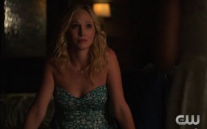 tvd-6x05-Caroline