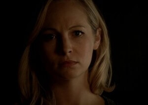 tvd 6x15 Caroline