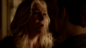 TVD 6x19 Caroline